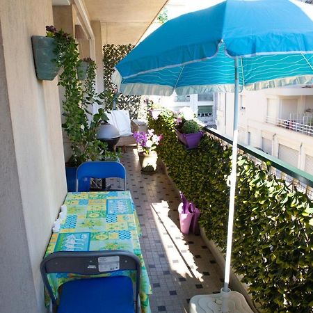 Chill Out Apartment, 2 Mins From Beach Nice Dış mekan fotoğraf